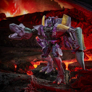 Megatron (Beast) - Transformers Generations Kingdom
