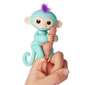 Fingerlings интерактивная обезьянка - Зои