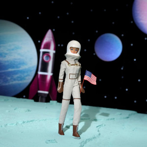 Кукла Barbie Signature Miss Astronaut 60th Anniversary