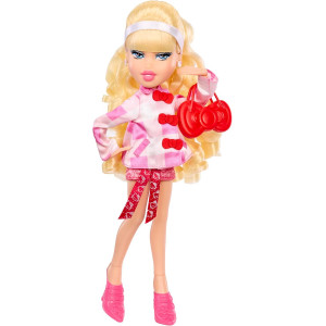 Кукла Bratz x Hello Kitty Cloe Sanrio Fashion Doll with Accessories