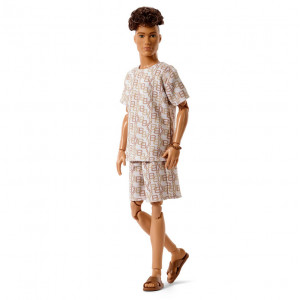 Кукла Barbie Basics 2026 Neutrals Series, Model 10 Кукла Barbie Basics 2026 Neutrals Series, Model 10