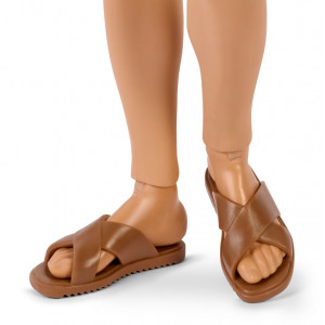 Кукла Barbie Basics 2026 Neutrals Series, Model 10 Кукла Barbie Basics 2026 Neutrals Series, Model 10