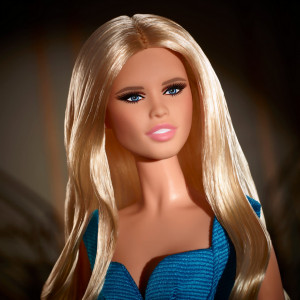 Кукла Claudia Schiffer Supermodel Barbie Doll in Versace Gown