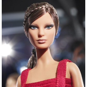 Кукла Barbie Gold Label Collection Неrvе Legеr by Mаx Аzriа Кукла Barbie Gold Label Collection Неrvе Legеr by Mаx Аzriа