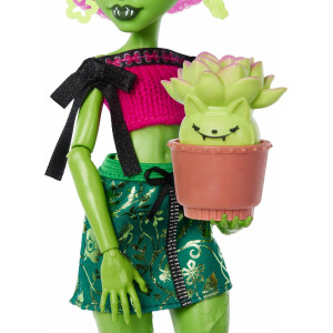 Кукла Monster High Self-Scare Secrets Venus McFlytrap Doll and Accessories 