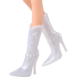 Кукла Bratz Sassy Stampede Cloe Fashion Doll with Accessories Кукла Bratz Sassy Stampede Cloe Fashion Doll with Accessories