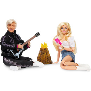 Коллекционные куклы Кен и Барби из фильма «Barbie» (в образе из сцены у костра «4 часа спустя», в пляжных нарядах) Коллекционные куклы Кен и Барби из фильма «Barbie» (в образе из сцены у костра «4 часа спустя», в пляжных нарядах)