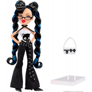 Кукла Bratz x Hello Kitty and Friends Kumi Fashion Doll with Accessories 